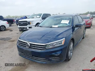 2018 Volkswagen Passat S z VIN 1VWAA7A35JC040106, wystawiony jako IAAI lot #41921626 z przebiegiem 60 785 mil mil oraz . Historia ofert i sprzedaży dostępna na DreamBid. Obrazek 17.