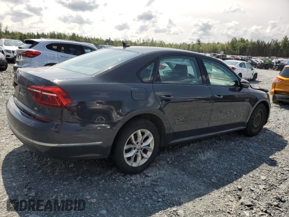 2018 Volkswagen Passat S z VIN 1VWAA7A32JC031105, wystawiony jako Copart lot #40646454 z przebiegiem 175 621 mil mil oraz Szkoda całkowita • Salvage title. Historia ofert i sprzedaży dostępna na DreamBid. Obrazek 3.