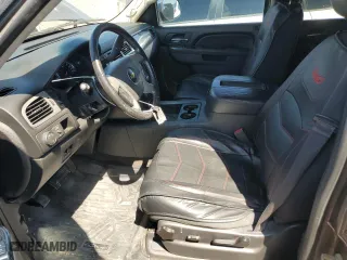 2013 Chevrolet Suburban LS with VIN 1GNSCHE02DR178623, listed as a Copart auction lot 54065035 with 238,990 mi miles and Clean Title. Bid and sale history available at carsss.com. Image 7.
