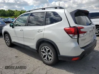 2022 Subaru Forester Premium z VIN JF2SKADC3NH405339, wystawiony jako Copart lot #55723705 z przebiegiem 12 990 mil mil oraz Szkoda całkowita • Salvage title. Historia ofert i sprzedaży dostępna na DreamBid. Obrazek 2.