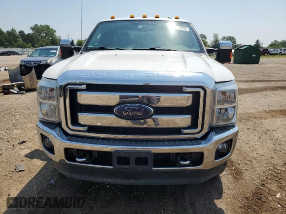 2015 Ford F-350 Lariat с VIN 1FT8X3BT9FED37558, выставлен на аукционе Copart как лот 62318945 с пробегом 109 232 миль миль и Списание • Salvage title. История ставок и продаж доступна на DreamBid. Изображение 5.