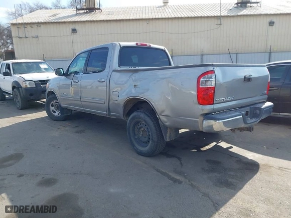 2005 Toyota Tundra SR5 with VIN 5TBET34125S464051, listed as a IAAI auction lot 41551540 with 374,191 mi miles. Bid and sale history available at carsss.com. Image 3.