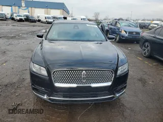 2019 Lincoln Continental Select with VIN 1LN6L9TK7K5602477, listed as a Copart auction lot 83822064 with 62,950 mi miles and Clean Title. Bid and sale history available at carsss.com. Image 5.