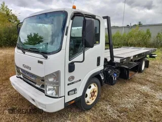 2019 Isuzu NQR IBT PWL with VIN JALE5W169K7304174, listed as a Copart auction lot 76365354 with 191,949 mi miles and Clean Title. Bid and sale history available at carsss.com. Image 2.