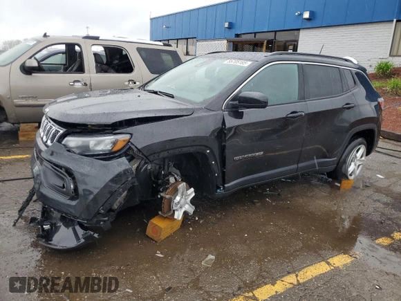 2023 Jeep Compass Latitude z VIN 3C4NJDBN4PT548048, wystawiony jako Copart lot #55705185 z przebiegiem 60 346 mil mil oraz Nie do naprawy • Non repairable. Historia ofert i sprzedaży dostępna na DreamBid. Obrazek 1.