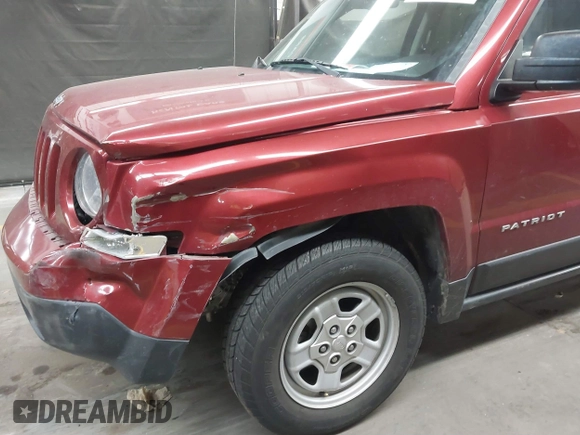 2015 Jeep Patriot Sport with VIN 1C4NJPBB3FD409993, listed as a IAAI auction lot 41847965 with 87,513 mi miles. Bid and sale history available at carsss.com. Image 6.