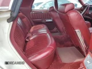 1977 Mercury Grand Marquis z VIN 7Z60A610691, wystawiony jako Copart lot #64587354 z przebiegiem 20 203 mil mil oraz Tytuł czysty. Historia ofert i sprzedaży dostępna na DreamBid. Obrazek 10.