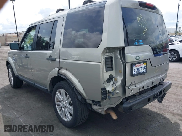 2011 Land Rover LR4 HSE with VIN SALAG2D49BA568133, listed as a IAAI auction lot 41860665 with 201,657 mi miles and . Bid and sale history available at DreamBid. Image 3.