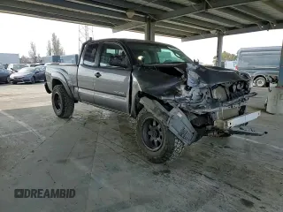 2014 Toyota Tacoma z VIN 5TFUU4EN9EX096999, wystawiony jako Copart lot #48357395 z przebiegiem 204 758 mil mil oraz Szkoda całkowita • Salvage title. Historia ofert i sprzedaży dostępna na DreamBid. Obrazek 10.