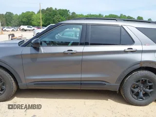 2024 Ford Explorer Timberline z VIN 1FMSK8JH8RGA71792, wystawiony jako IAAI lot #42166253 z przebiegiem Nie podano mil oraz . Historia ofert i sprzedaży dostępna na DreamBid. Obrazek 14.