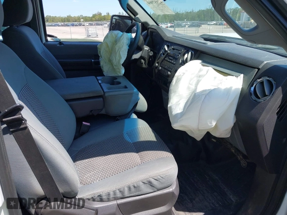2011 Ford Super Duty F-250 SRW XL with VIN 1FT7W2AT7BED04109, listed as a IAAI auction lot 42057964 with 263,060 mi miles. Bid and sale history available at carsss.com. Image 5.