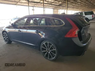 2017 Volvo V60 Premier with VIN YV140MEK7H1338322, listed as a Copart auction lot 87402344 with 58,365 mi miles and Salvage Title. Bid and sale history available at carsss.com. Image 2.
