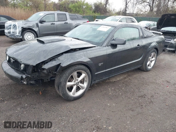 2008 Ford Mustang GT Deluxe with VIN 1ZVHT82HX85117723, listed as a IAAI auction lot 42015967 with 120,406 mi miles and . Bid and sale history available at carsss.com. Image 2.