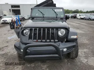 2021 Jeep Wrangler Unlimited Willys Sport with VIN 1C4HJXDN1MW679133, listed as a Copart auction lot 58345635 with 62,375 mi miles and Salvage title. Bid and sale history available at DreamBid. Image 5.