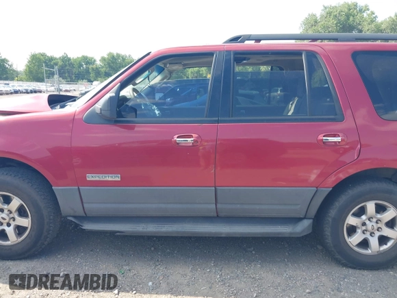 2007 Ford Expedition XLT with VIN 1FMFU16597LA94553, listed as a IAAI auction lot 39817430 with 172,835 mi miles and . Bid and sale history available at DreamBid. Image 15.