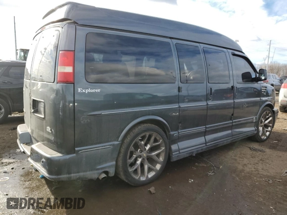 2014 GMC Savana Cargo Van Upfitter with VIN 1GDS7DC47E1140585, listed as a Copart auction lot 43128385 with 113,312 mi miles and Clean Title. Bid and sale history available at carsss.com. Image 3.