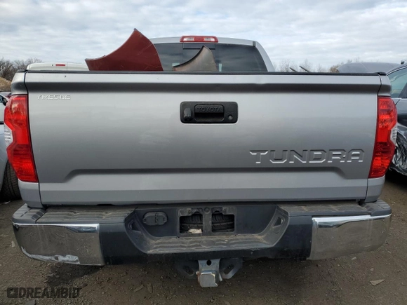 2014 Toyota Tundra 2WD Truck SR with VIN 5TFRY5F14EX149605, listed as a Copart auction lot 82324404 with NaN miles and Salvage Title. Bid and sale history available at carsss.com. Image 6.