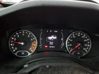 2021 Jeep Renegade Jeepster z VIN ZACNJDAB0MPM33342, wystawiony jako Copart lot #59976115 z przebiegiem 52 184 mil mil oraz Szkoda całkowita • Salvage title. Historia ofert i sprzedaży dostępna na DreamBid. Obrazek 9.