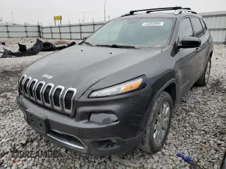 2017 Jeep Cherokee Limited z VIN 1C4PJMDB7HW512135, wystawiony jako Copart lot #44353895 z przebiegiem 153 674 mil mil oraz Szkoda całkowita • Salvage title. Historia ofert i sprzedaży dostępna na DreamBid. Obrazek 1.