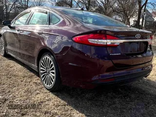 2017 Ford Fusion SE with VIN 3FA6P0HD6HR109044, listed as a Copart auction lot 53174845 with 123,319 mi miles and Clean Title. Bid and sale history available at carsss.com. Image 3.