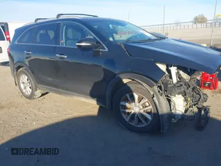 2017 Kia Sorento LX z VIN 5XYPG4A50HG287924, wystawiony jako IAAI lot #41078288 z przebiegiem Nie podano mil oraz . Historia ofert i sprzedaży dostępna na DreamBid. Obrazek 12.