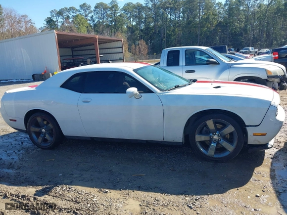 2013 Dodge Challenger SXT with VIN 2C3CDYAG2DH510772, listed as a IAAI auction lot 41417597 with 131,087 mi miles. Bid and sale history available at carsss.com. Image 13.