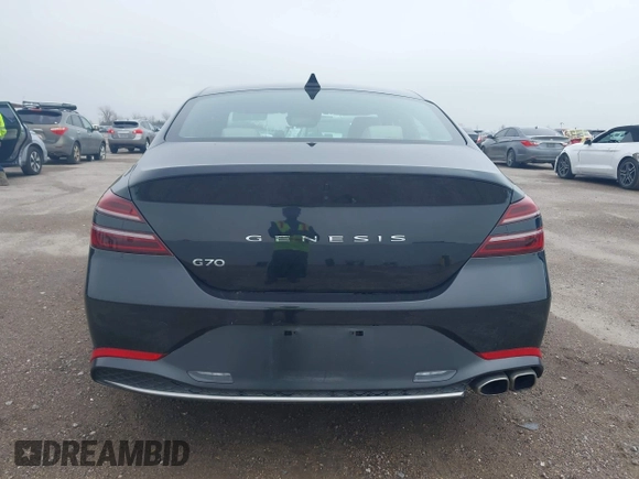 2023 Genesis G70 2.0T z VIN KMTG34TA5PU123377, wystawiony jako IAAI lot #41632566 z przebiegiem 12 184 mil mil oraz . Historia ofert i sprzedaży dostępna na DreamBid. Obrazek 16.