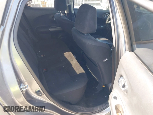 2015 Nissan Juke SV with VIN JN8AF5MR6FT512575, listed as a IAAI auction lot 42000260 with 160,588 mi miles. Bid and sale history available at carsss.com. Image 8.