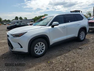 2024 Toyota Highlander Hybrid XLE z VIN 5TDACAB52RS028855, wystawiony jako Copart lot #56108855 z przebiegiem 4630 mil mil oraz Szkoda całkowita • Salvage title. Historia ofert i sprzedaży dostępna na DreamBid. Obrazek 1.