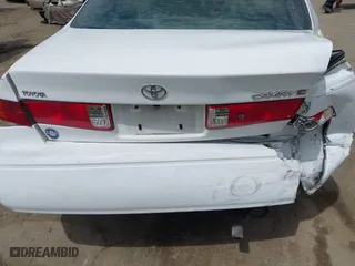 2000 Toyota Camry CE with VIN JT2BG22K3Y0406082, listed as a IAAI auction lot 42053116 with 171,219 mi miles. Bid and sale history available at carsss.com. Image 12.