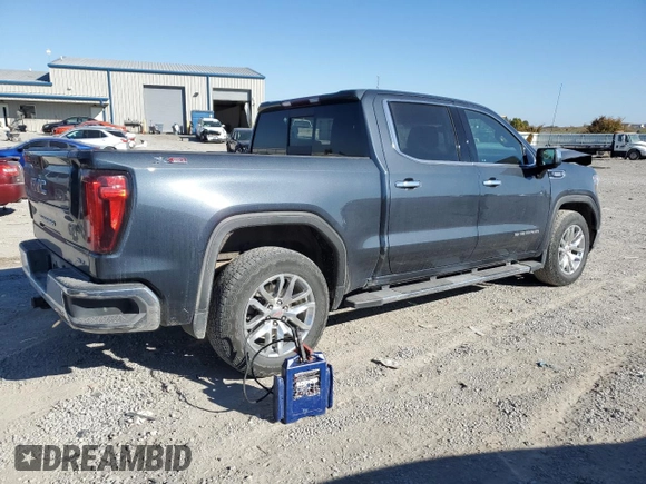 2021 GMC Sierra 1500 Limited SLT with VIN 1GTU9DETXMZ399972, listed as a Copart auction lot 77213004 with 42,588 mi miles and Salvage Title. Bid and sale history available at carsss.com. Image 3.