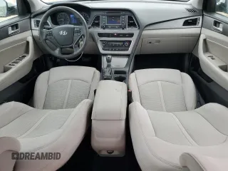 2015 Hyundai Sonata SE z VIN 5NPE24AF2FH232783, wystawiony jako Copart lot #59675925 z przebiegiem 100 748 mil mil oraz Czysty tytuł • Clean title. Historia ofert i sprzedaży dostępna na DreamBid. Obrazek 8.