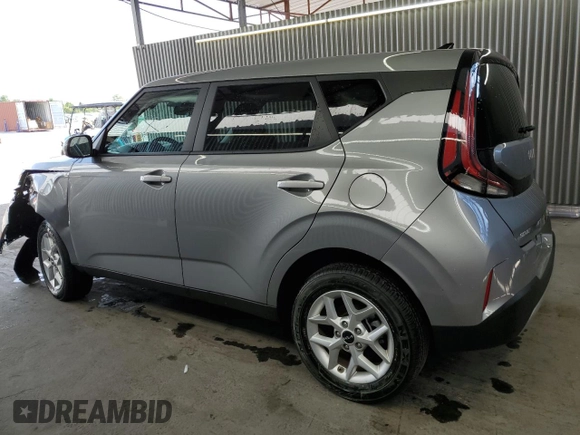 2025 Kia Soul LX with VIN KNDJ23AU0S7931948, listed as a Copart auction lot 54365495 with 8,046 mi miles and Clean Title. Bid and sale history available at DreamBid. Image 2.