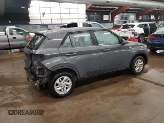 2024 Hyundai Venue SE with VIN KMHRB8A32RU306238, listed as a Copart auction lot 84162244 with 9,637 mi miles and Salvage Title. Bid and sale history available at DreamBid. Image 3.