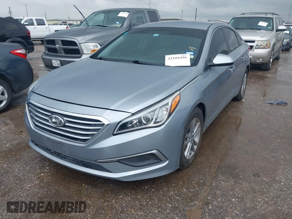 2015 Hyundai Sonata SE with VIN 5NPE24AF0FH083757, listed as a IAAI auction lot 42104496 with 138,700 mi miles and . Bid and sale history available at DreamBid. Image 2.