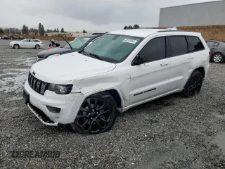 2017 Jeep Grand Cherokee Altitude z VIN 1C4RJFAG3HC886635, wystawiony jako Copart lot #48332065 z przebiegiem 138 349 mil mil oraz Szkoda całkowita • Salvage title. Historia ofert i sprzedaży dostępna na DreamBid. Obrazek 1.