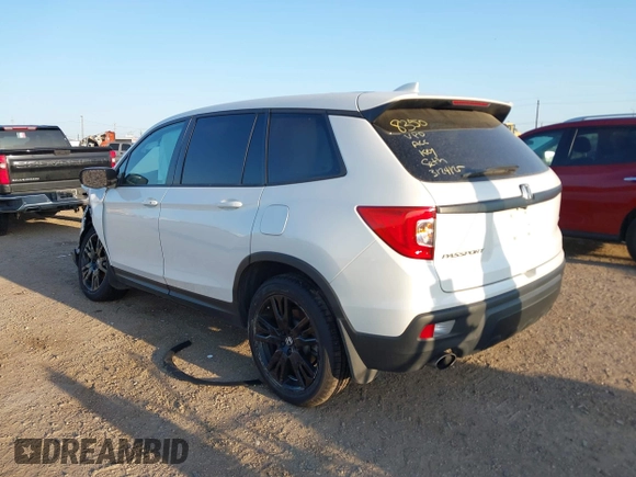 2021 Honda Passport Sport with VIN 5FNYF7H28MB000285, listed as a IAAI auction lot 41947386 with 25,496 mi miles and . Bid and sale history available at DreamBid. Image 3.