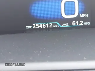 2019 Toyota Prius L Eco z VIN JTDKARFU7K3077941, wystawiony jako IAAI lot #41865759 z przebiegiem 254 612 mil mil oraz . Historia ofert i sprzedaży dostępna na DreamBid. Obrazek 15.