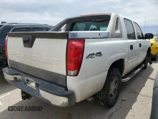 2006 Chevrolet Avalanche Z71 with VIN 3GNEK12ZX6G123995, listed as a Copart auction lot 65073414 with 134,334 mi miles and Salvage Title. Bid and sale history available at carsss.com. Image 3.