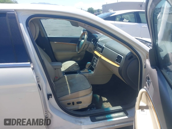 2011 Lincoln MKZ with VIN 3LNHL2JC2BR772688, listed as a IAAI auction lot 42525389 with 127,530 mi miles and . Bid and sale history available at DreamBid. Image 5.
