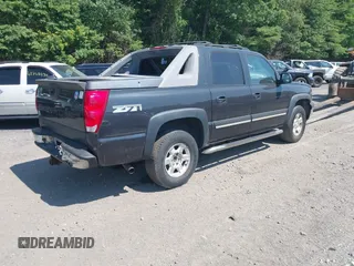 2005 Chevrolet Avalanche Z71 with VIN 3GNEK12Z05G181712, listed as a IAAI auction lot 42600356 with 189,651 mi miles and . Bid and sale history available at DreamBid. Image 4.