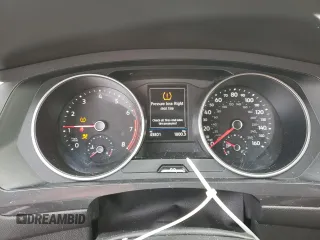 2021 Volkswagen Tiguan S z VIN 3VV0B7AX2MM000813, wystawiony jako Copart lot #49544255 z przebiegiem 43 801 mil mil oraz Szkoda całkowita • Salvage title. Historia ofert i sprzedaży dostępna na DreamBid. Obrazek 9.