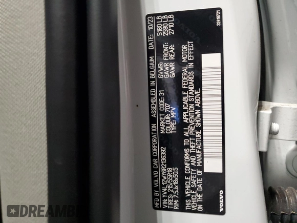 2024 Volvo V60 Plus with VIN YV4L12WY6R2136392, listed as a Copart auction lot 42932275 with 8,443 mi miles and Salvage title. Bid and sale history available at DreamBid. Image 12.