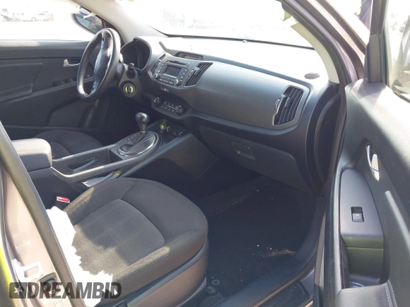 2013 Kia Sportage LX with VIN KNDPB3A24D7365157, listed as a IAAI auction lot 41968652 with 137,055 mi miles and . Bid and sale history available at DreamBid. Image 5.