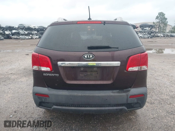 2011 Kia Sorento LX with VIN 5XYKT3A13BG094591, listed as a IAAI auction lot 41986727 with 237,681 mi miles. Bid and sale history available at carsss.com. Image 16.
