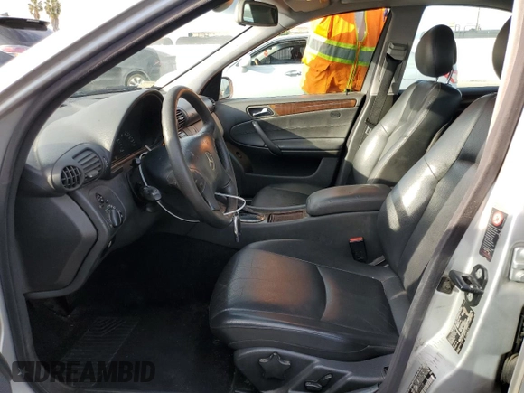 2003 Mercedes-Benz C 240 с VIN WDBRF61J43F336332, выставлен на аукционе Copart как лот 45718375 с пробегом 158 722 миль миль и Списание • Salvage title. История ставок и продаж доступна на DreamBid. Изображение 7.