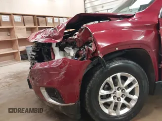2019 Chevrolet Traverse LT Cloth z VIN 1GNEVGKW8KJ155191, wystawiony jako IAAI lot #41711343 z przebiegiem 202 711 mil mil oraz . Historia ofert i sprzedaży dostępna na DreamBid. Obrazek 6.