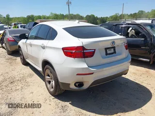 2014 BMW X6 xDrive35i with VIN 5UXFG2C53E0C44047, listed as a IAAI auction lot 42057685 with 145,912 mi miles. Bid and sale history available at carsss.com. Image 3.
