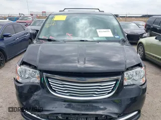 2016 Chrysler Town & Country Touring with VIN 2C4RC1BG7GR287707, listed as a IAAI auction lot 42136625 with 86,684 mi miles and . Bid and sale history available at DreamBid. Image 12.