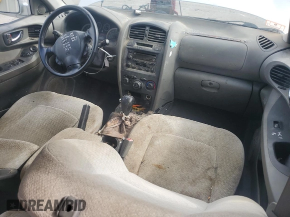2005 Hyundai Santa Fe GLS with VIN KM8SC73D95U010433, listed as a Copart auction lot 62237784 with 176,627 mi miles and Clean Title. Bid and sale history available at carsss.com. Image 8.